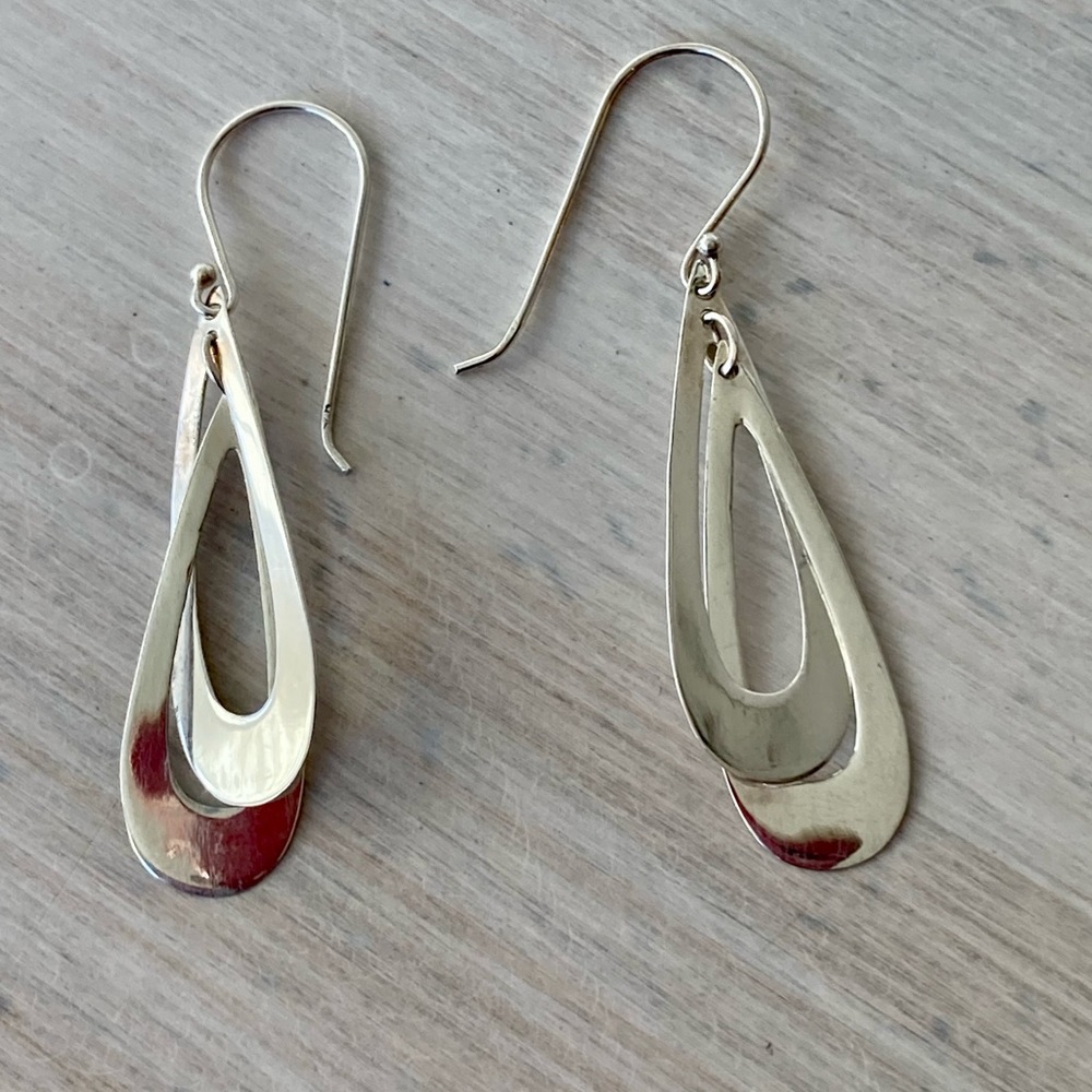 Sterling Silver Double Drop Hoop Design Earrings.